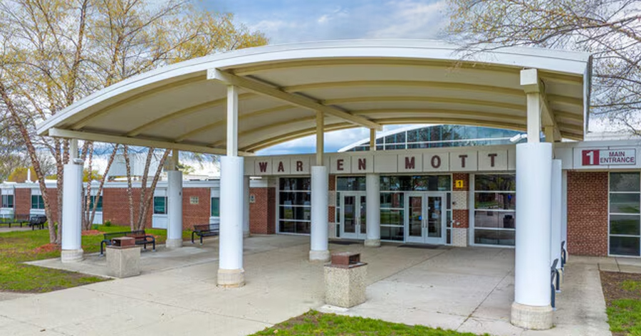Boxlight and Digital Age Technologies Deliver Transformative Learning Solutions for Warren Consolidated Schools thumbnail